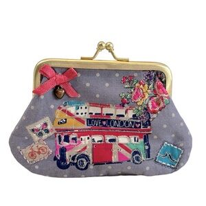 London LOVE UK British Bus‎ Accessorize Small Coin Clasp Purse Bag